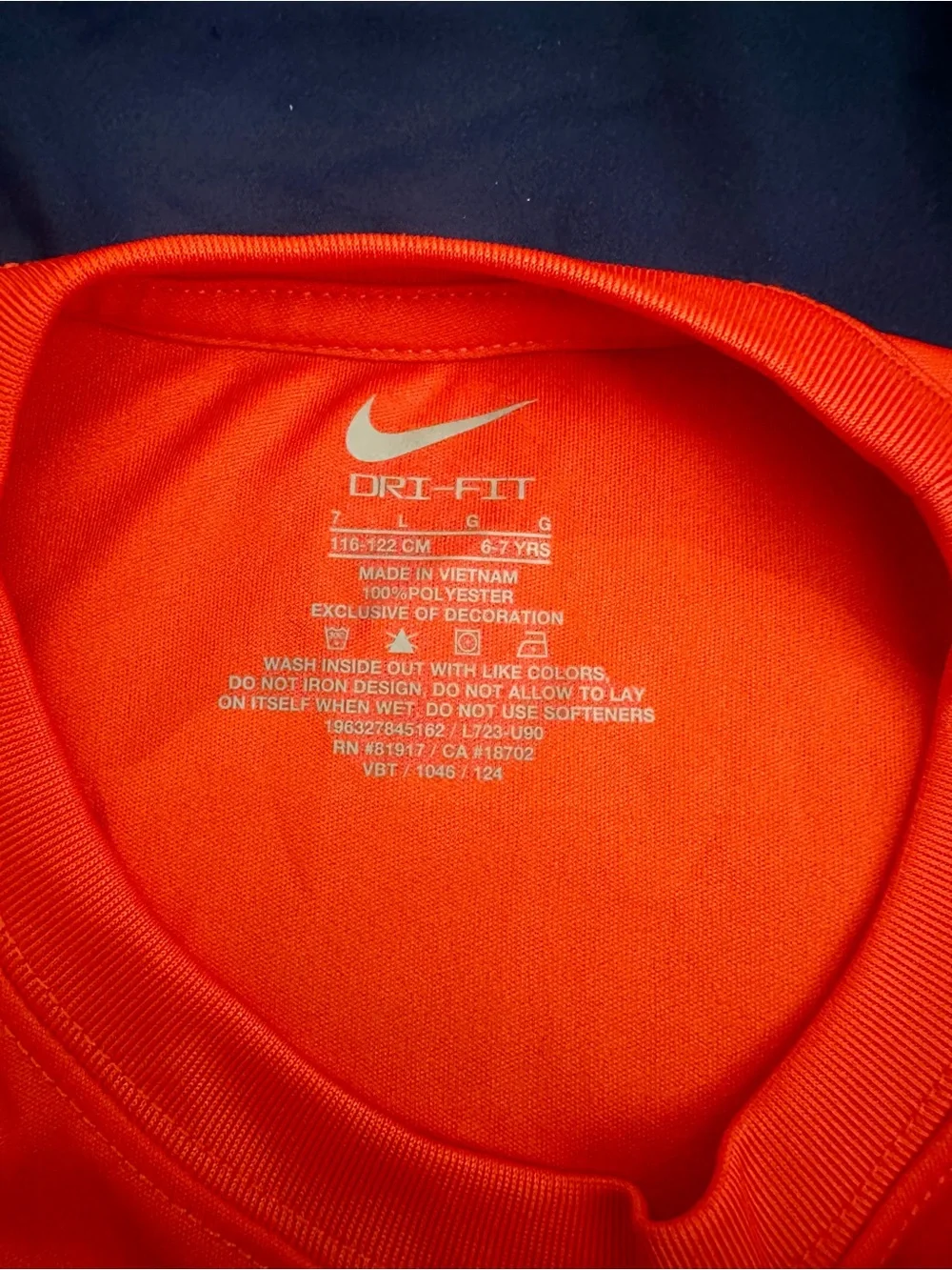 Nike Boys Dri-FIT Bright Orange Big Logo Graphic T-Shirt, Size L (6-7 YRS)